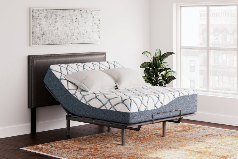 14 Inch Chime Elite 2.0 White/Blue California King Mattress - M42751