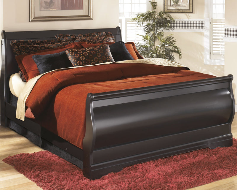 Huey Vineyard Black Queen Sleigh Bed and Nightstand from Ashley - Luna Furniture