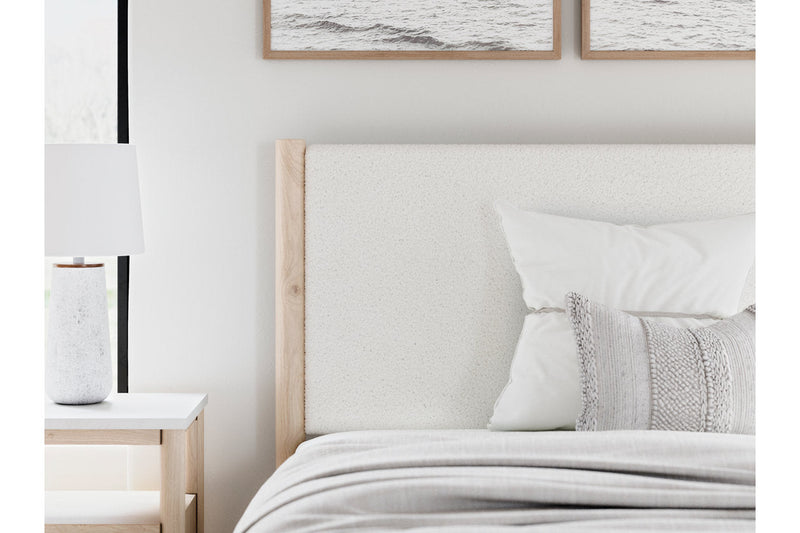 Cadmori Two-tone Full Upholstered Panel Bed -  Ashley - Luna Furniture
