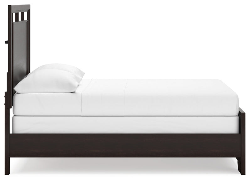 Covetown Dark Brown Full Panel Bed with Mirrored Dresser from Ashley - Luna Furniture