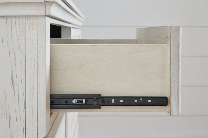 Robbinsdale Antique White Dresser and Mirror -  Ashley - Luna Furniture