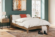 Deanlow Honey Queen Platform Panel Bed from Ashley - Luna Furniture