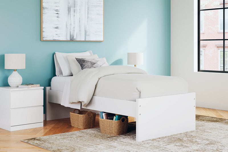 Onita White Twin Platform Bed from Ashley - Luna Furniture