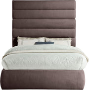 Adam Linen Textured Fabric Upholstered Full Bed in Brown - B1255Brown-F70