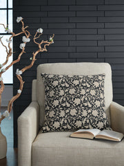 Alanderson Black/Ivory Pillow (Set of 4) - A1001100
