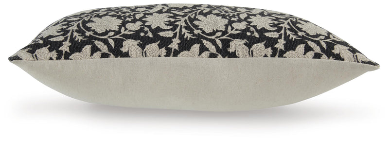 Alanderson Black/Ivory Pillow (Set of 4) - A1001100