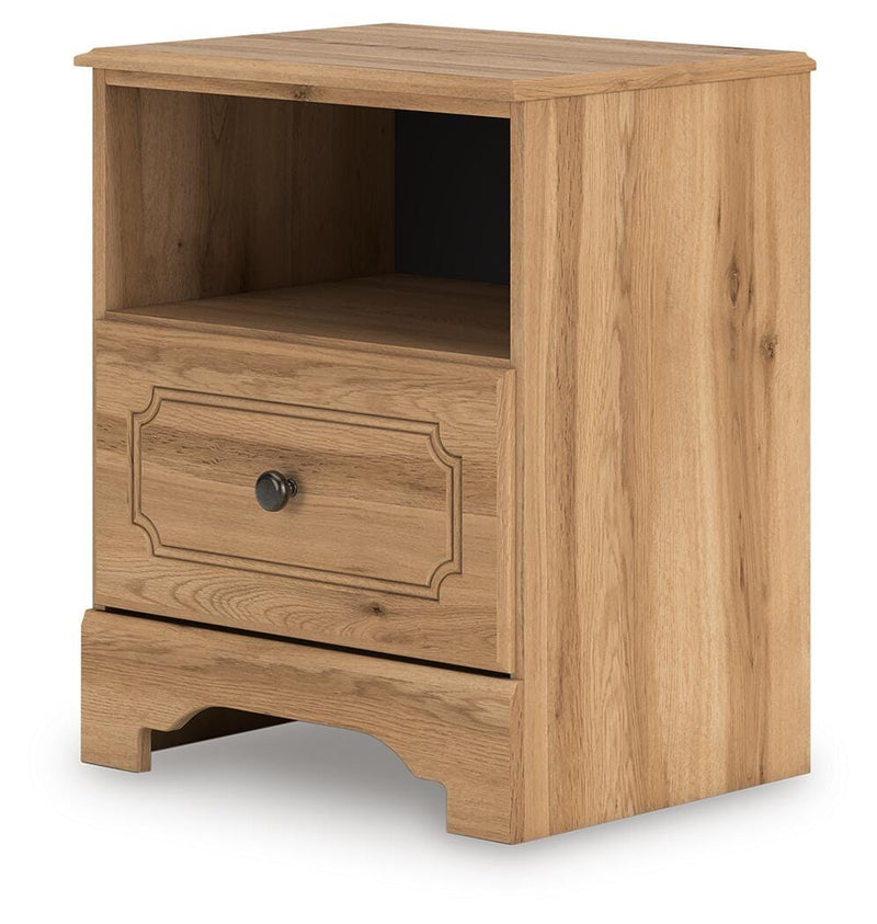 Aleaport Full Panel Bed with Chest and Nightstand in Warm Brown - PKG022637