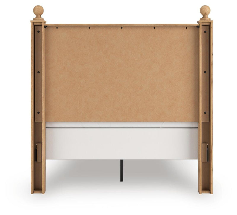 Aleaport Full Panel Bed with Dresser in Warm Brown - PKG022641