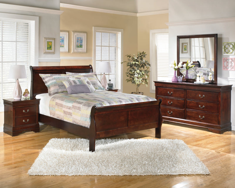 Alisdair Full Sleigh Bed with Mattress in Reddish Brown - PKG000503