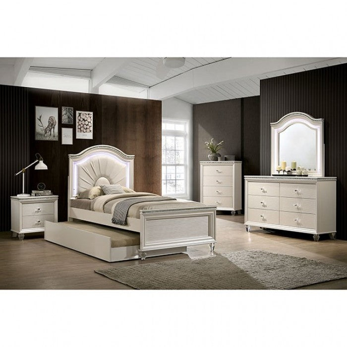 Allie Pearl White Chest - CM7901C