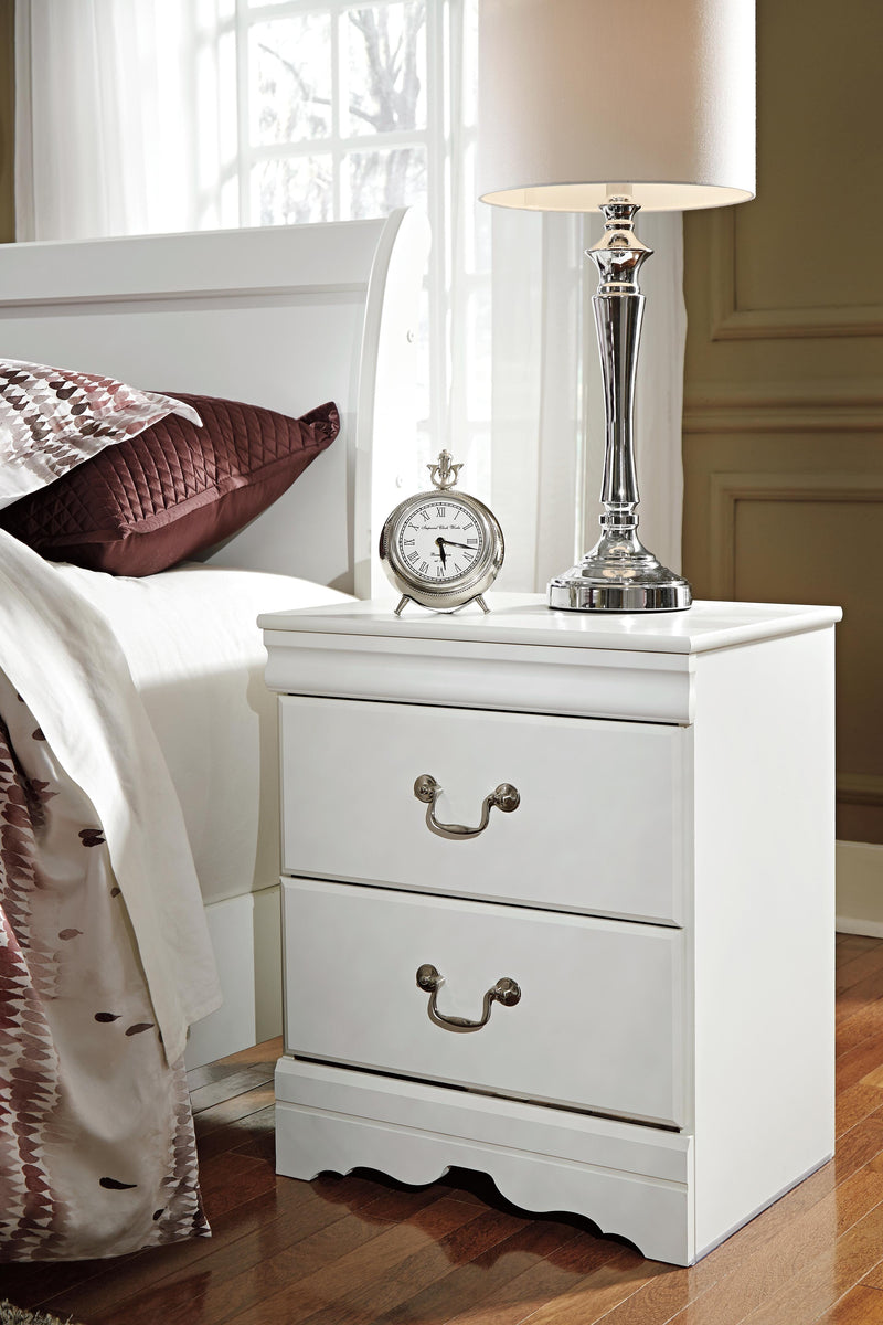 Anarasia Chest and 2 Nightstands - B129B26