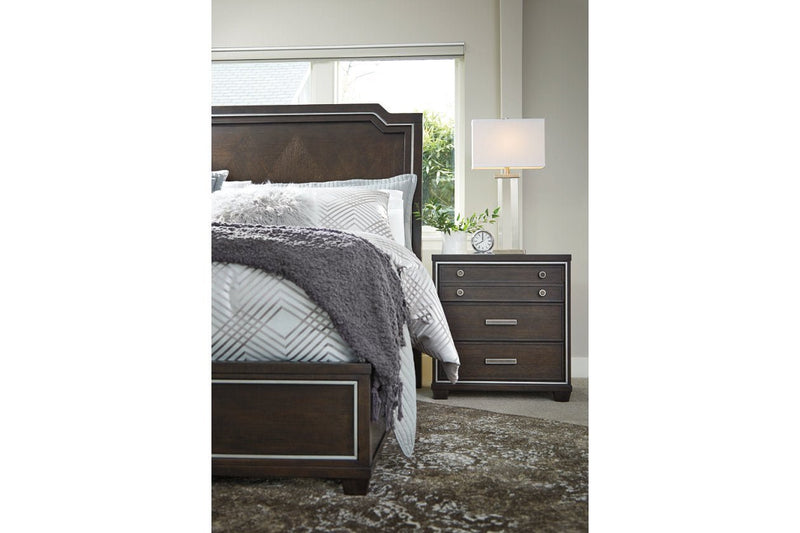 Aniela Silver Finish Table Lamp (Set of 2) - Gate FurnitureTable Lamp Pair