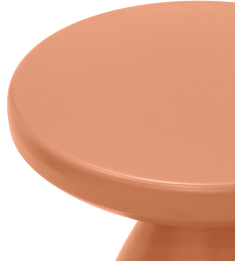 Anika Iron End Table in Salmon - 99026Salmon-ET