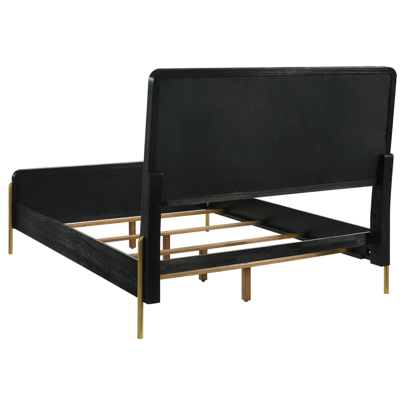 Arini 5-piece Eastern King Bedroom Set Cream and Black - 224331KECRM-S5