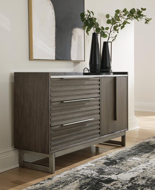 Arkenton Grayish Brown/White Dresser - B786-31