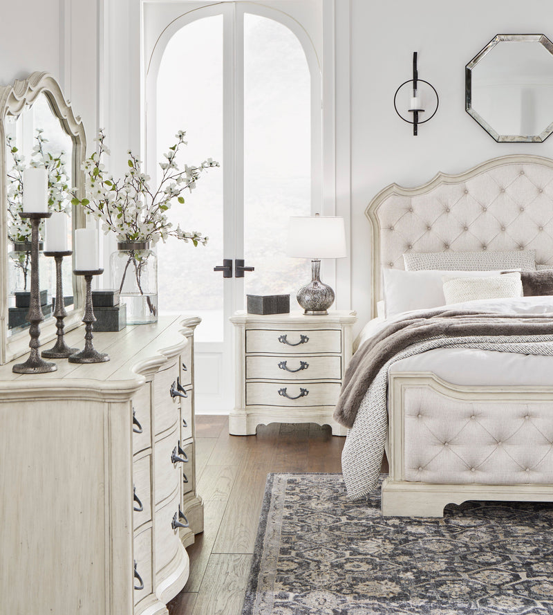 Arlendyne Antique White Upholstered Bedroom Set - Gate FurnitureBedroom Set