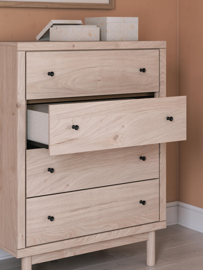 Arloster Tan Chest of Drawers - PCB1566-244
