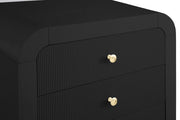 Artisto Ash Veneer Chest in Black - 888Black-CH