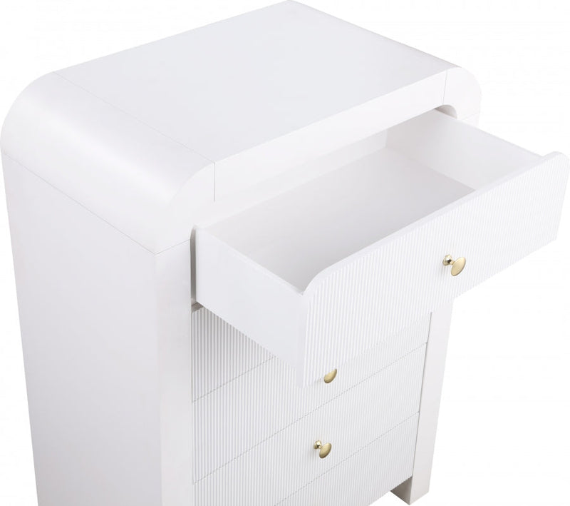 Artisto Ash Veneer Chest in White - 888White-CH