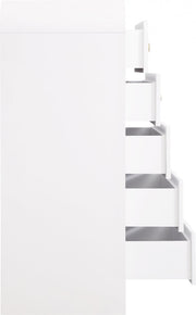 Artisto Ash Veneer Chest in White - 888White-CH