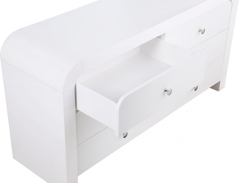 Artisto Ash Veneer Dresser in White - 888White-D