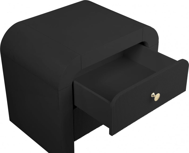 Artisto Ash Veneer Nightstand in Black - 888Black-NS