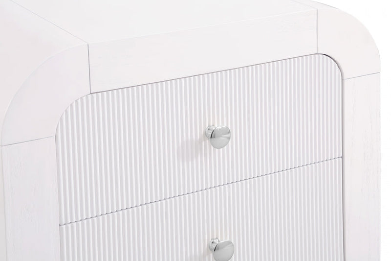 Artisto Ash Veneer Nightstand in White - 888White-NS