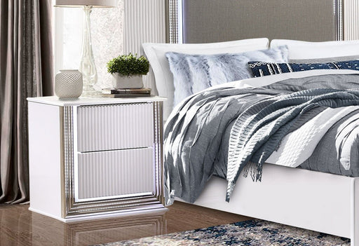 Aspen White Nightstand With Led - Gate FurnitureNightstand