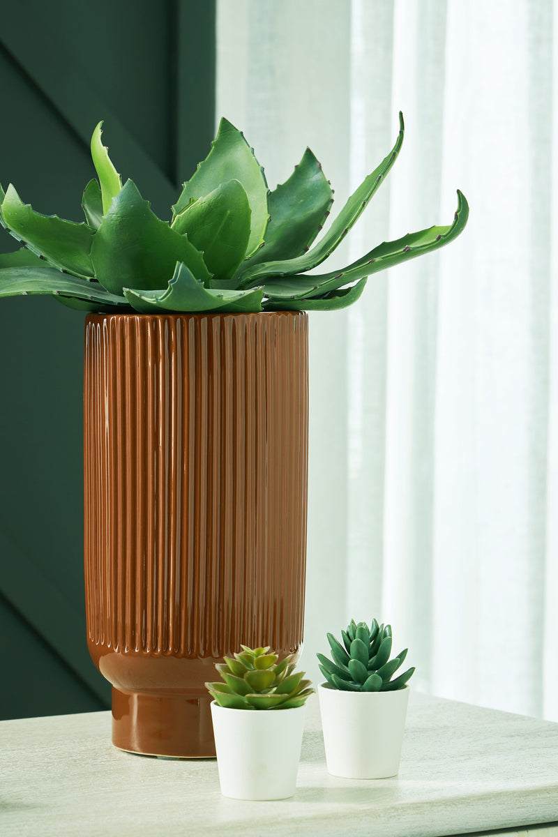 Avalyah Burnt Umber Vase - A2900022V