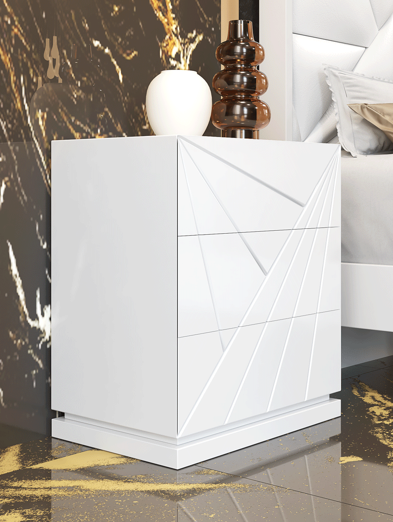 Avanty 3 Drawer Night Stand - i43860