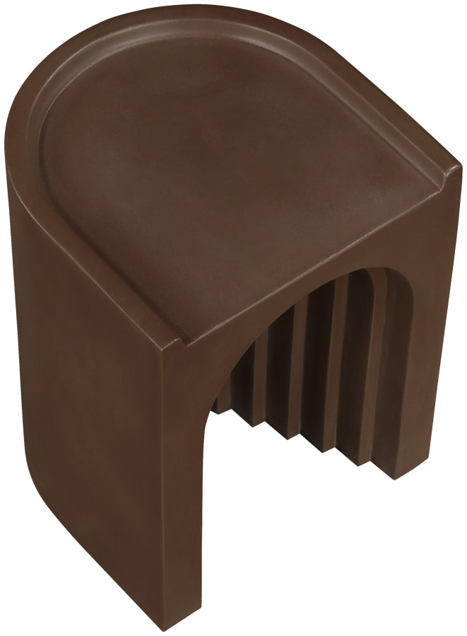 Avenda Concrete End Table in Brown - 646Brown-ET