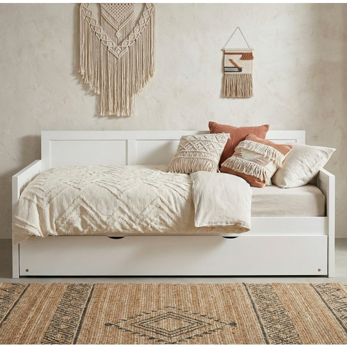 B2053DBW* (2) Daybed - B2053DBW*