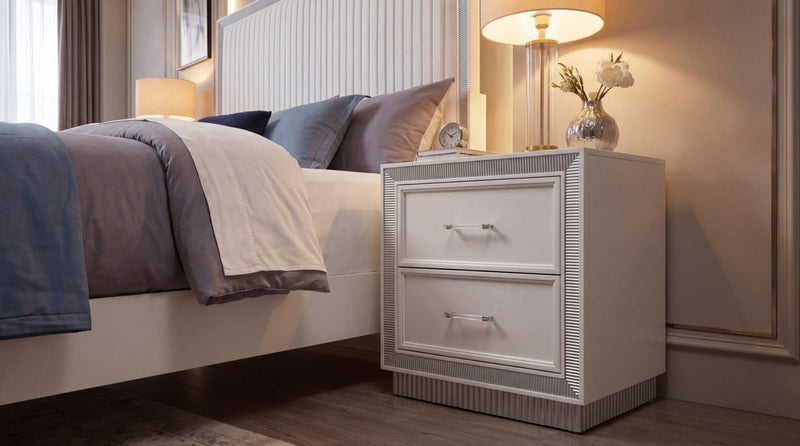 B467 - Lolo 4 PC (Queen Bed, Dresser, Mirror, Nightstand) - B467-Queen-4PC