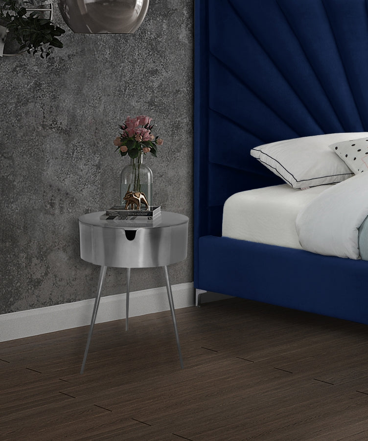 Bali Iron Side Table | Nightstand in Silver - 835Silver