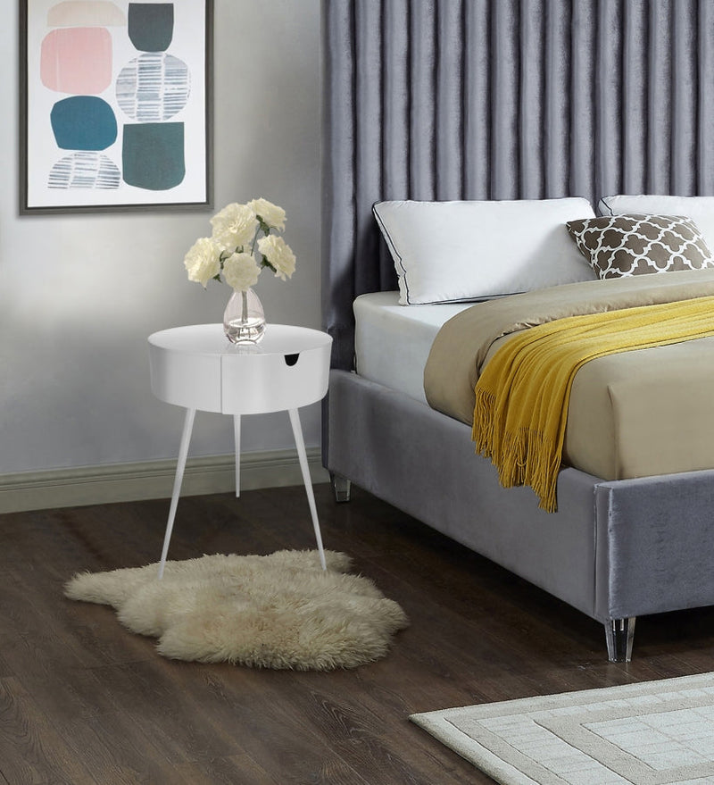 Bali Iron Side Table | Nightstand in White - 835White