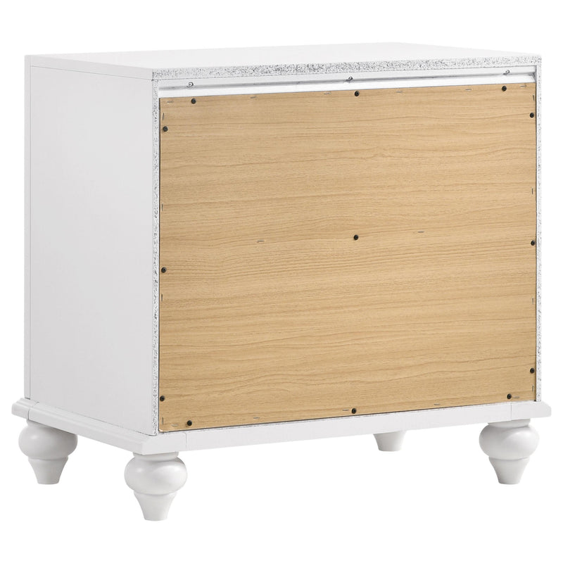 Barzini 4-piece Eastern King Bedroom Set White - 205891KE-S4