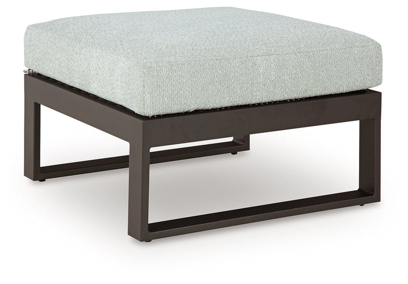 Beachloft 5-Piece Outdoor Sectional with Ottoman in Black/Gray from Ashley - Luna Furniture
