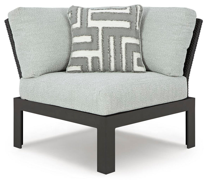 Beachloft Black/Gray 4-Piece Outdoor Sectional - P490P7
