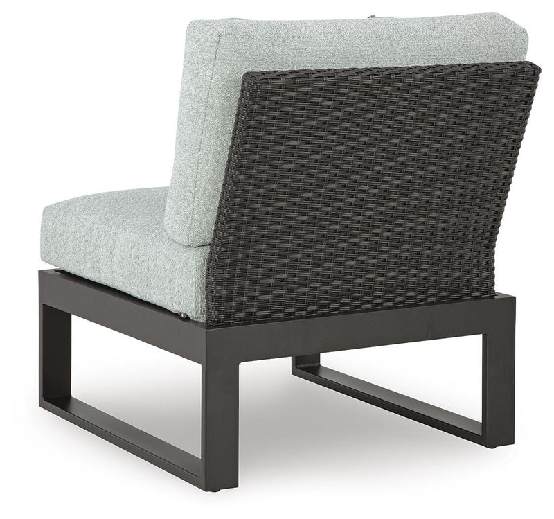 Beachloft Black/Gray 5-Piece Outdoor Sectional - P490P2