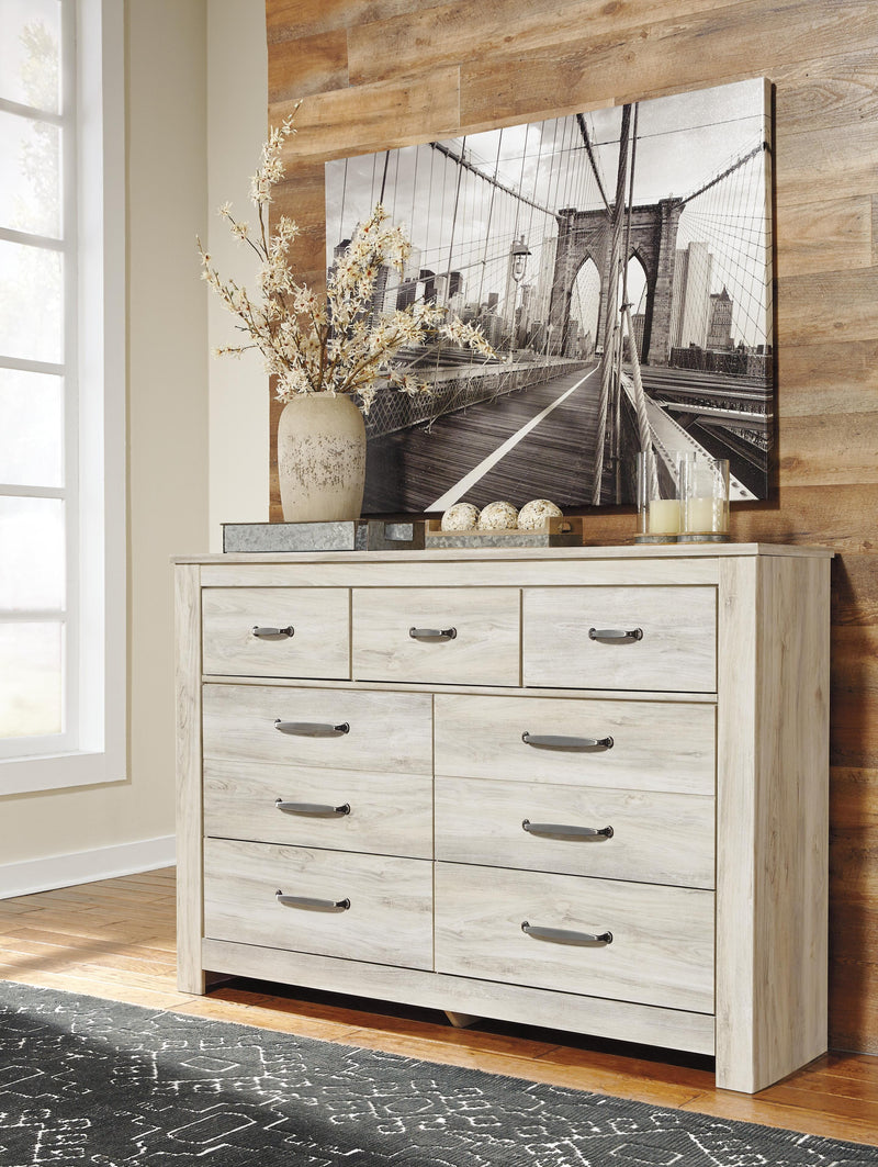 Bellaby Queen Panel Bed with Dresser in Whitewash - PKG004709