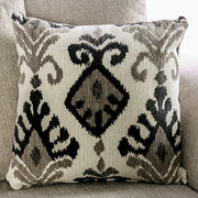 Belsize Light Taupe/Black Loveseat - SM6440-LV