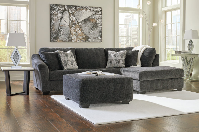 Biddeford 2-Piece Sectional with Ottoman in Shadow - PKG015090