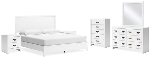 Binterglen King Panel Bed with Mirrored Dresser, Chest and 2 Nightstands in White - PKG016711
