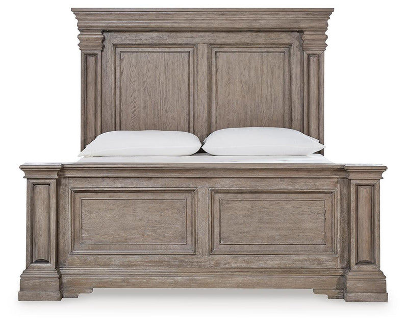 Blairhurst King Panel Bed and 2 Nightstands in Light Grayish Brown - PKG016999
