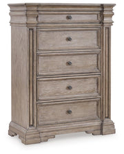 Blairhurst King Panel Bed, Chest and 2 Nightstands - B916B14