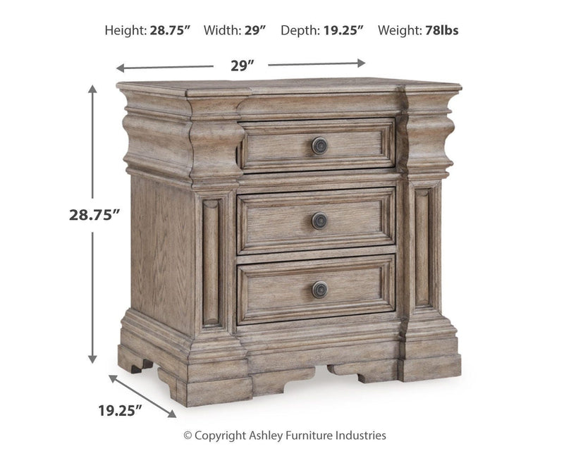 Blairhurst Light Grayish Brown King Panel Bed, Dresser, Chest and 2  Nightstands - B916B11