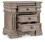 Blairhurst Queen Panel Bed with Dresser and Nightstand in Light Grayish Brown - PKG019225