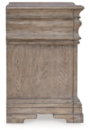 Blairhurst Queen Panel Bed with Dresser and Nightstand in Light Grayish Brown - PKG019225