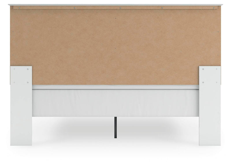 Bostwick Shoals King Panel Bed and Dresser in White - PKG021585