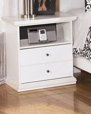 Bostwick Shoals Twin Panel Bed with Dresser and Nightstand in White from Ashley - Luna Furniture